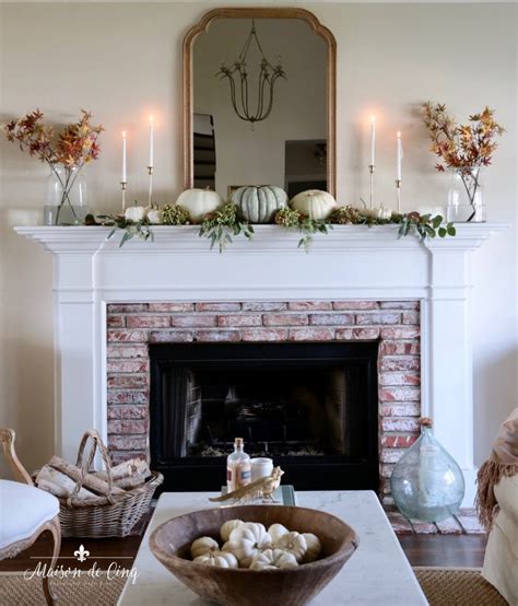 Easy Fall Mantel Decorating Using Rich Autumn Colors