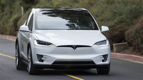 Tesla To Add New Autonomous Driving Features In Model X Firmware 70