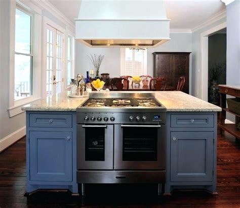 Large hood for a large island. Related image | Kitchen island with cooktop, Kitchen ...