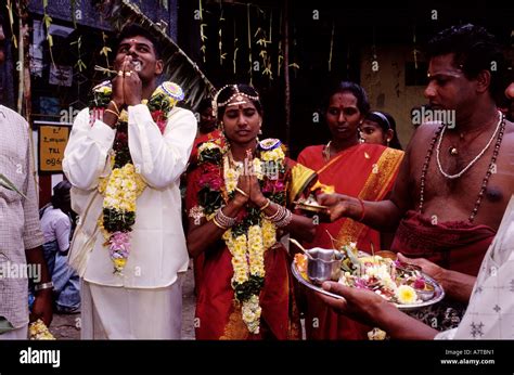 Hinduistische Hochzeit Fotos Und Bildmaterial In Hoher Auflösung Alamy