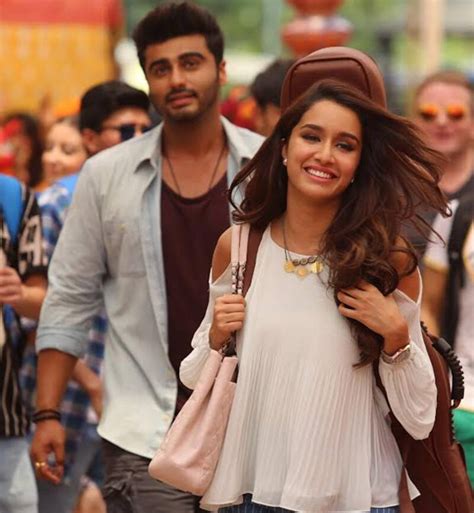 half girlfriend song thodi der shraddha kapoor and arjun kapoor s chemistry will give you
