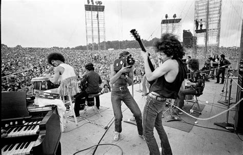 Woodstock 1969 15 Iconic Performances Gigs And Tours Blog
