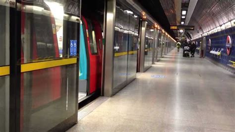 Jubilee Line At London Bridge Youtube