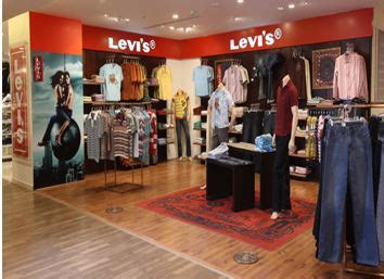 Give your receiver a chance to pick a gift they need, instead of wasting your money on buying something they won`t use. Levi's Gift Card - Rs.1000: Amazon.in: Gift Cards
