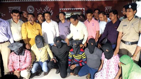 Vashi Police Arrest Seven In Rs 209 Cr Robbery Case Cops Wife Held