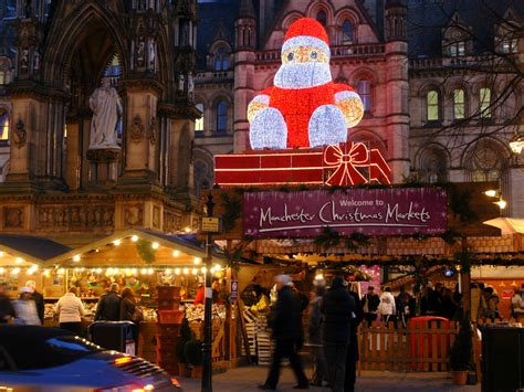 Manchesters Award Winning Christmas Markets Are Back In Town Center