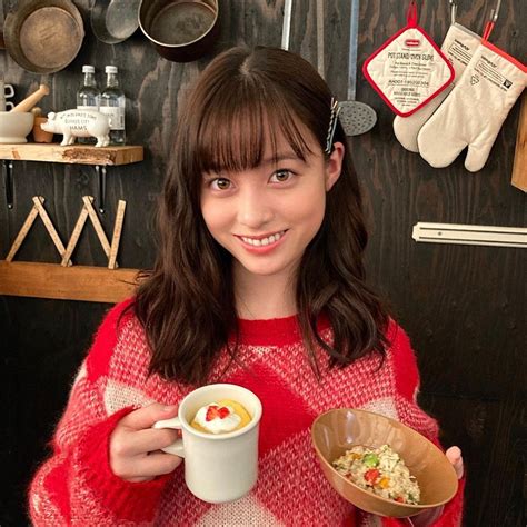 For faster navigation, this iframe is preloading the wikiwand page for 井手上漠. @kannahashimoto.mg 橋本環奈&井手上漠マネージャー IG帖文, IGTV, Stories ...