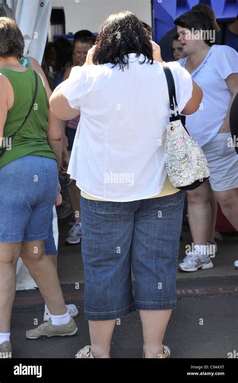 Fat Woman Walking Rear View Hi Res Stock Photography And Images Alamy