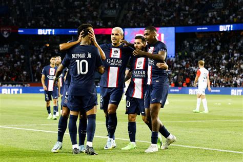 Actu Foot On Twitter Le Psg Est La Seule équipe à Avoir Remporté Ses Deux Premiers Matchs De