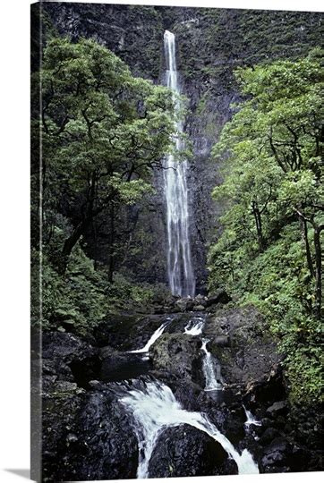 Waterfall On Na Pali Coast Kauai Hawaii Usa Photo Canvas Print