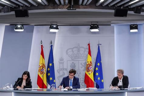 Die reine inzidenz ist bei hoher impfquote kein zwingendes alarmsignal. So sieht der neue Corona-Aktionsplan für Spanien und ...