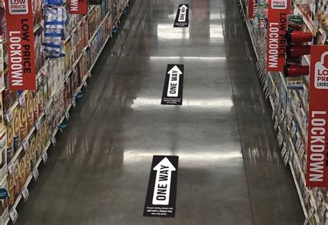 Walmart Is Keeping Us Safe With A Simple Solution One Way Aisles