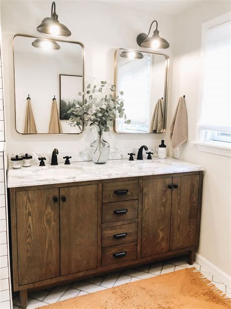 10 Decorating A Bathroom Vanity Decoomo