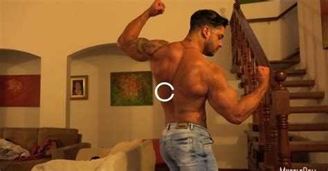 Muscledom Dan Nakedguyz Gay Blog Adult Content Inside