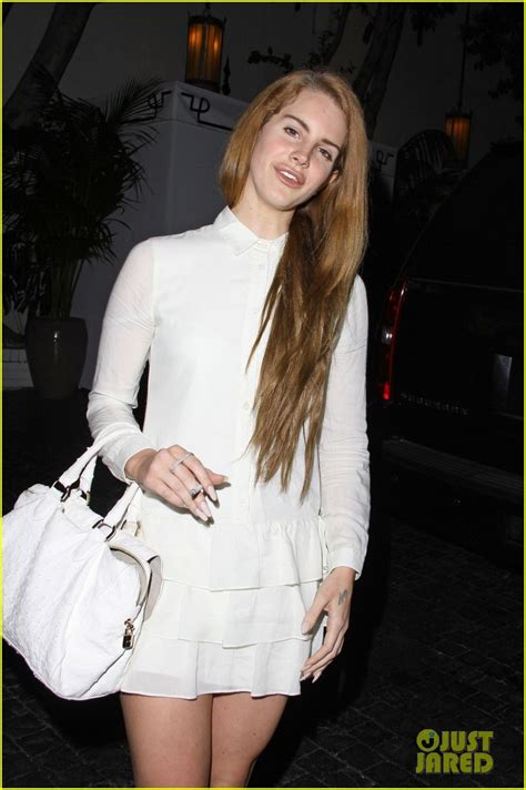 Photo Lana Del Rey Chateau Marmont Second Night 04 Photo 2635401