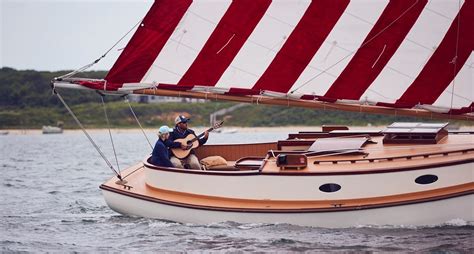 Catboat Charters Private Sailing Charters In Edgartown Marthas Vineyard