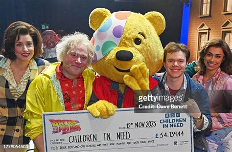 Pudsey Poses With Cast Members Sarah Goggin Lee Ormsby Ben Joyce News Photo Getty Images