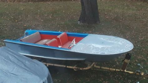 Vintage 1961 Duracraft Collectable Aluminum Boat With Original Gator