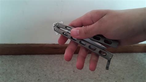 How To Do The Quickdraw Butterfly Knife Trick Youtube