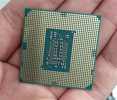 Intel Core I5 10400 Pictured And Detailed New Mid Range Gaming