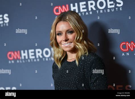 Kelly Ripa Attends The 12th Annual Cnn Heroes An All Star Tribute On