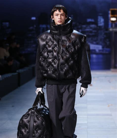 Virgil Ablohs Second Collection For Louis Vuitton Is Off The Wall
