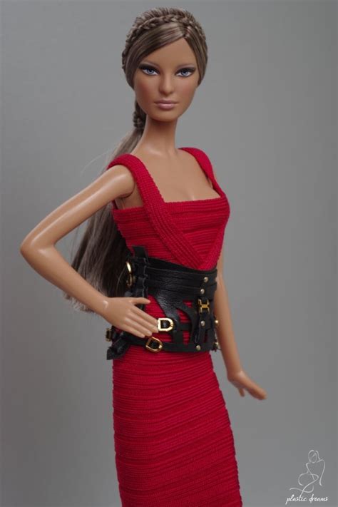 Plastic Dreams Dolls Barbie Et Miniatures Hervé Léger Barbie Doll