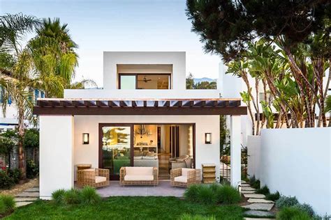 5 Beautiful Luxury Homes In Santa Barbara California