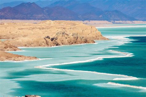 Salty Coastline Of The Lake Assal Djibouti Editorial Image Image Of Africa Bright 178798230