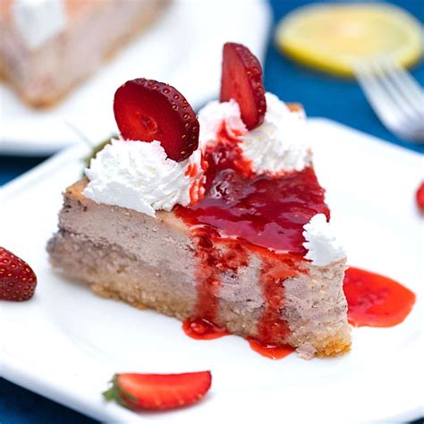 6 inch keto cheesecake recipe. Keto Strawberry Cheesecake Video - Sweet and Savory Meals