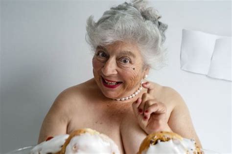Harry Potter Star Miriam Margolyes 82 Poses Nude For British Vogue