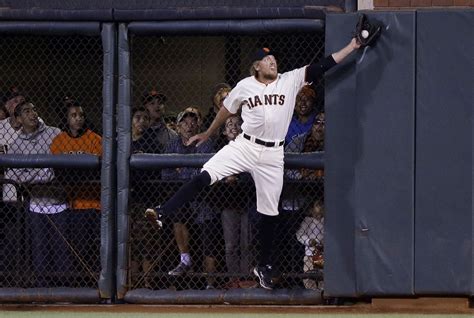 Giants Hunter Pence Makes Sensational Leaping Catch To Rob Nats Of