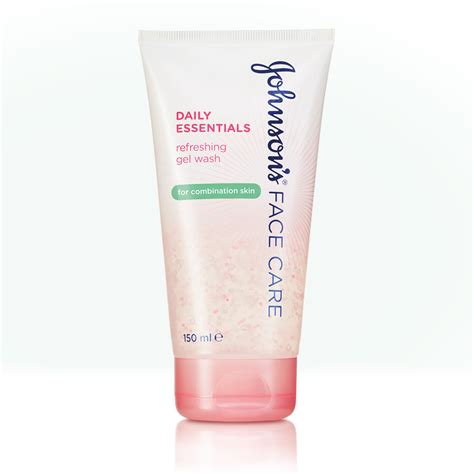 Johnsons Face Care Daily Essentials Refreshing Gel Wash For