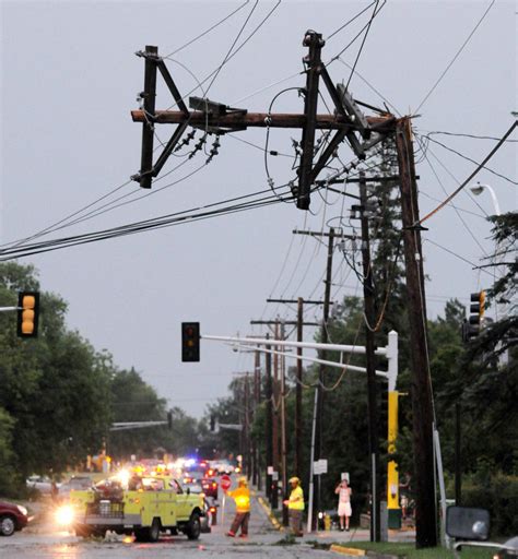 Gridlock Storms Blackouts Expose Problems With National Power Grid