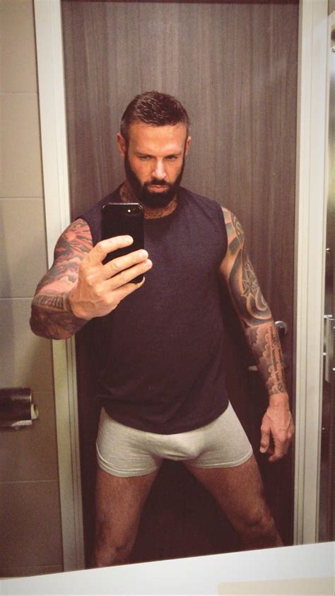 Pin By Knuffel Kusje On Phonesome 1 Sexy Bearded Men Sexy Men Beard