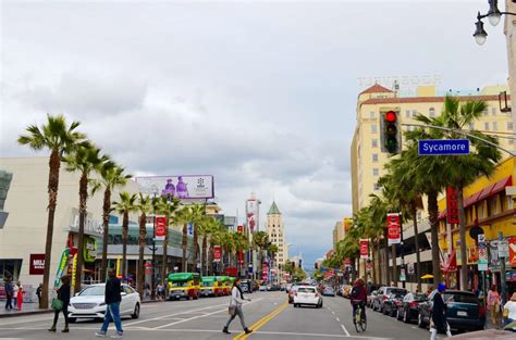 Hollywood Boulevard Et Le Walk Of Fame