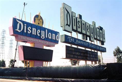 Vintage Disneyland Sign Home Décor Wall Décor