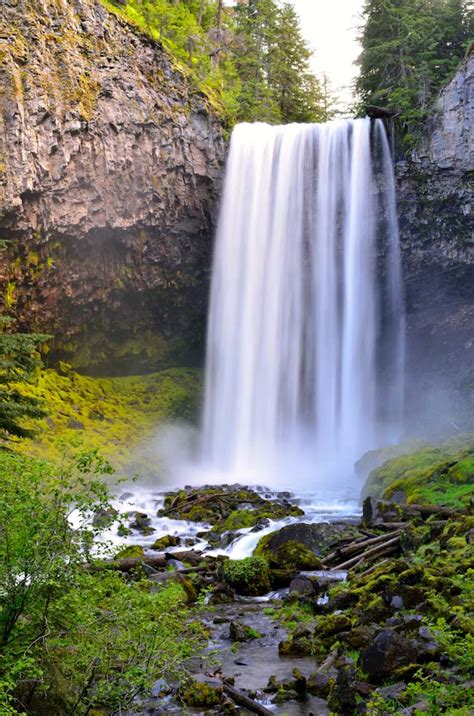 A beautiful hike along tamanawas falls trail in mt hood national forest. Camping on Mount Hood for Father's Day Weekend