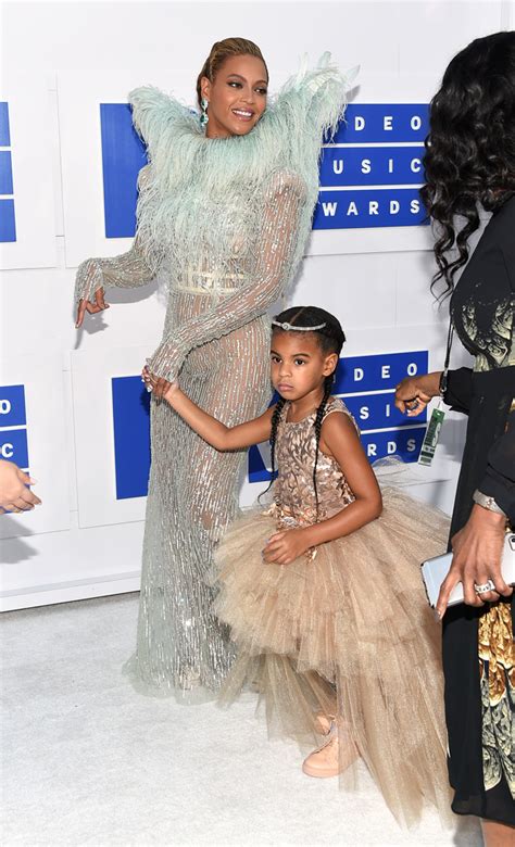 Blue Ivy And Beyonce’s Cutest Photos Together Award Shows And More Hollywood Life