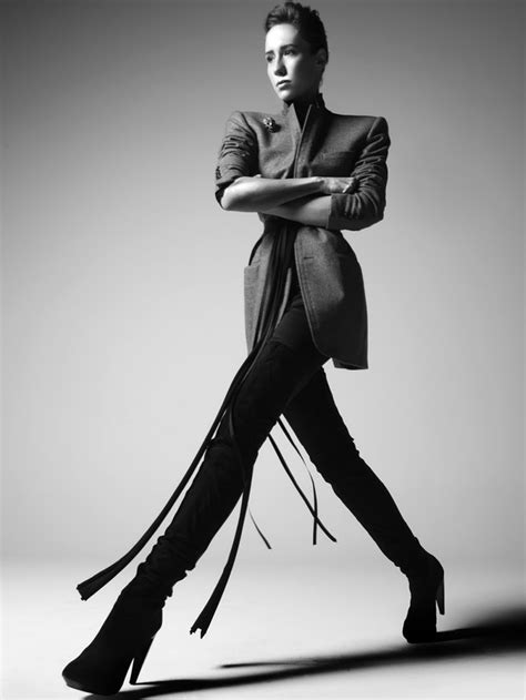 Black And White Fashion Photography By Renam Christofoletti