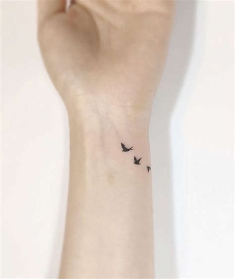 Birds Wrist Tatoo Tiny Bird Tattoos Small Wrist Tattoos Wrist
