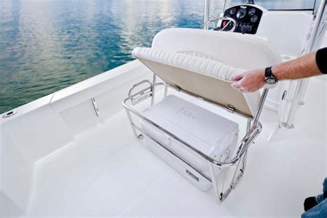 Research 2014 Mako Boats 184 Center Console On