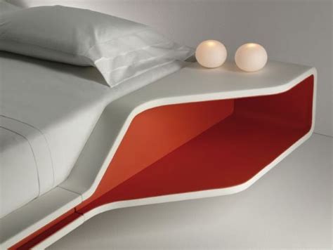 Ayrton Bed Orangeskin Футуристическая мебель Современный дизайн