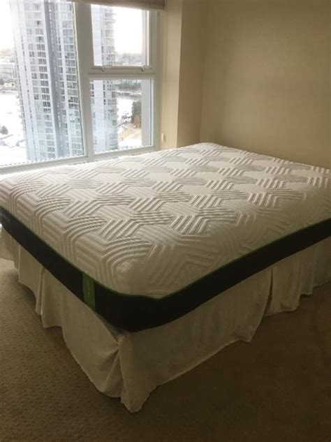 From the luxurious spaciousness of the 60 by 80 inch dimensions to the built. Tempur-pedic queen mattress with box spring Vancouver City ...