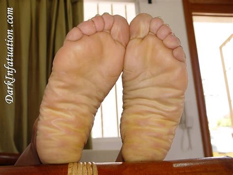 Joana Thick Dry Wrinkled Soles Bklynfemalesoles Flickr
