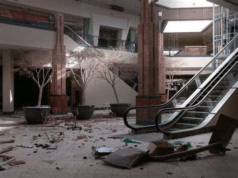 50 Haunting Photos Of Abandoned Shopping Malls Across America