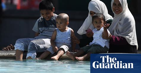 Uk Records Hottest August Day In 17 Years In Pictures Uk News The