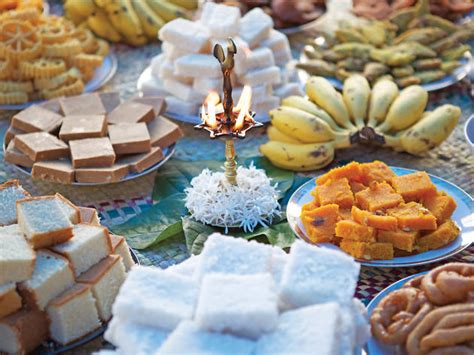 The varushapirapu is the tamil new year, it is a time for celebrating new and prosperous beginnings. Private tour guides in Sri Lanka - For a best tourism ...