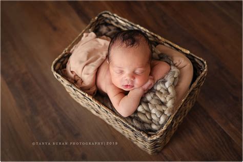 Hoboken Newborn Photographer Tanya Buran Photography Preston 8 Days