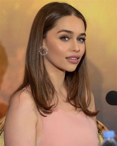 Emilia clarke by gotty · june 8, 2020. Emilia Clarke em 2020 | Escorpião